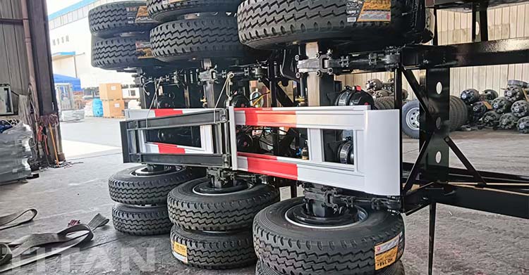 Tri Axle 20 40 Combo Chassis for Sale in Guam